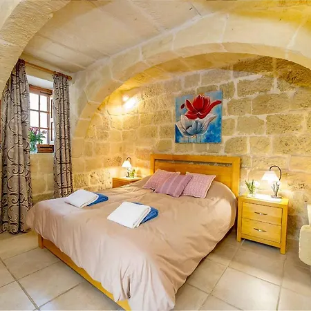 Ponderosa Hétvégi ház *