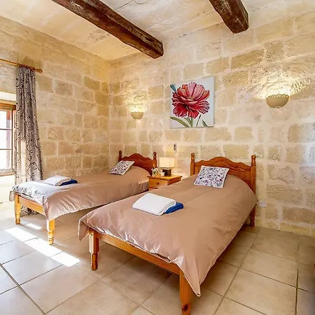 Ponderosa Country house Gharb (Gozo)